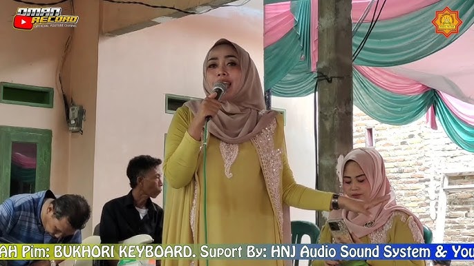 Bodibilder bilan jinsiy aloqa Muhojirning eshagi bilan sikishini tomosha qiling