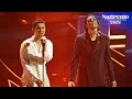 Capture de la vidéo Sanremo 2024 - Maninni Con Ermal Meta Canta "Non Mi Avete Fatto Niente"