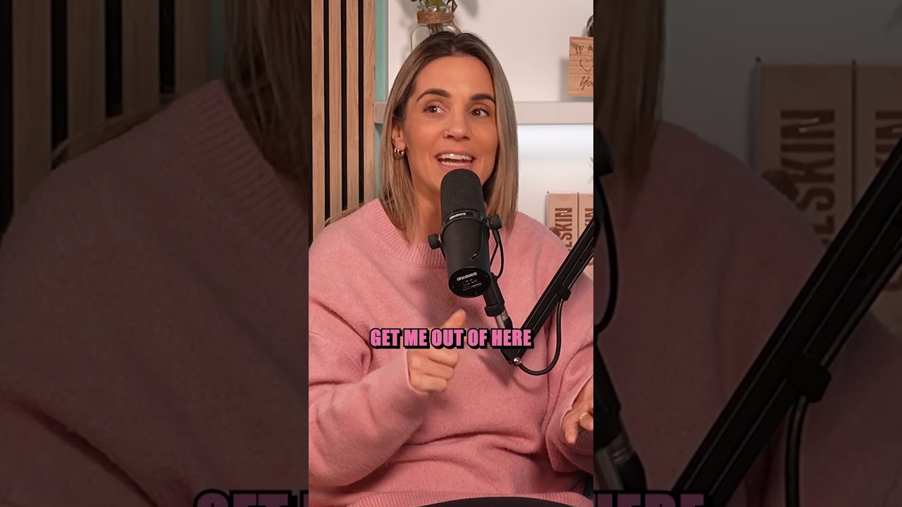 Kaci Disses Sarah Infront of Her Friends