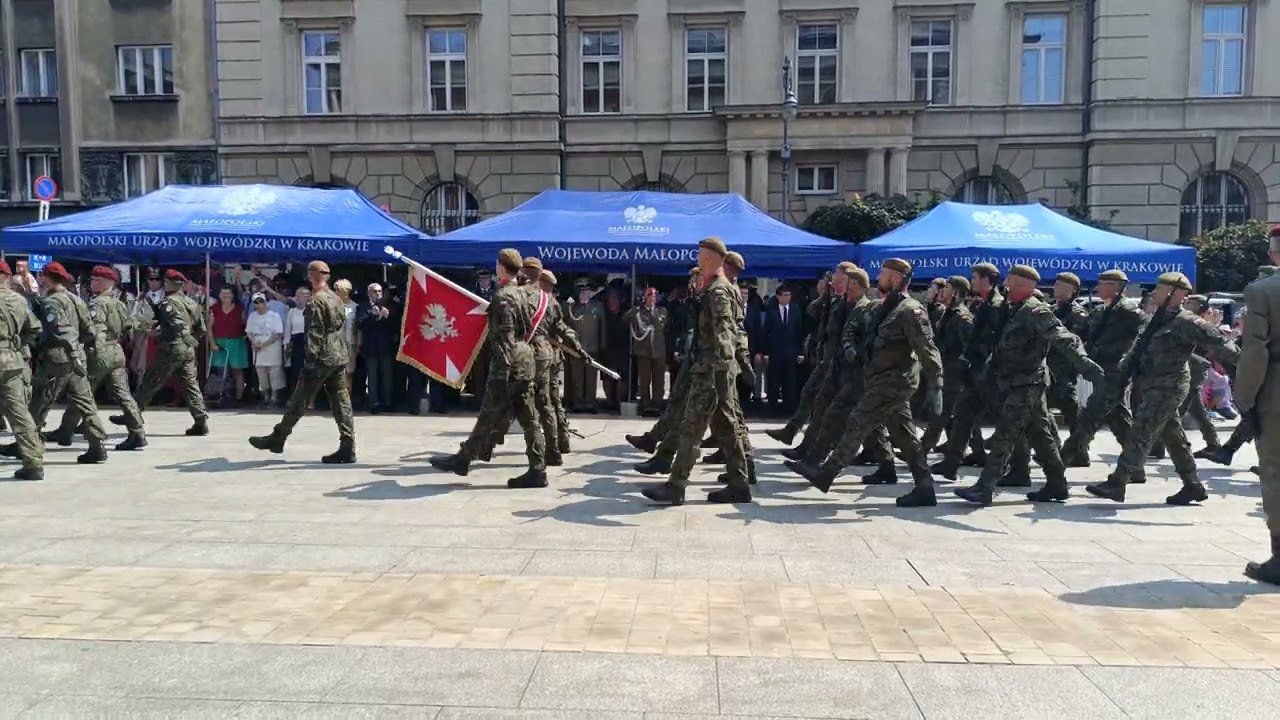 Defilada wojskowa w Krakowie