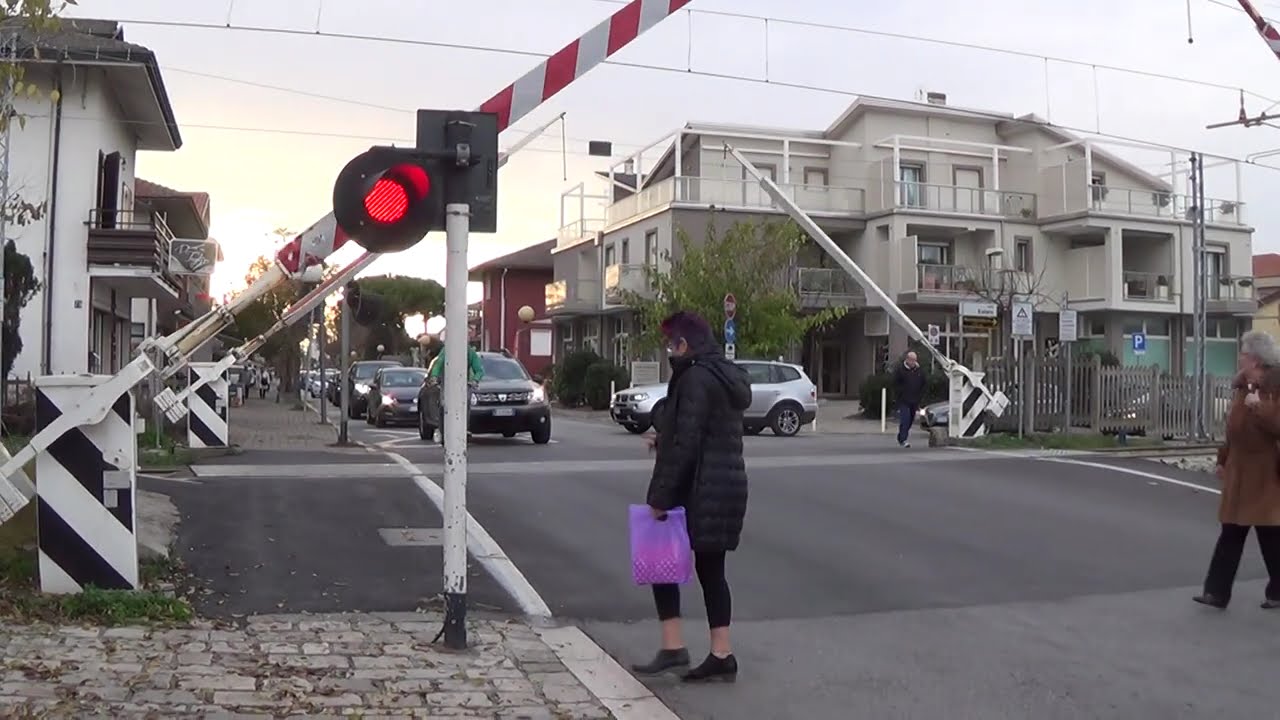 Passaggio a livello di via delle Nazioni - Gatteo a Mare (FC) / Level Crossing / seviye geçişi