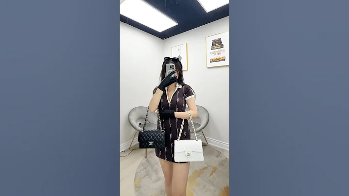 Unboxing 2 most iconic Chanel classic flap bags 💕 #consignment #bag #chanel #chanelclassicflap