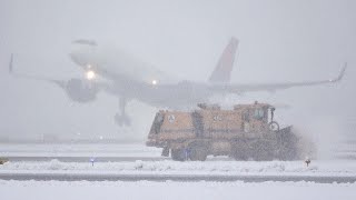 1 HOUR of Winter Storm Plane Spotting at MSP Airport