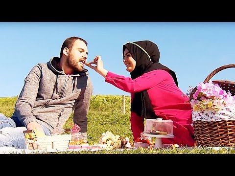 Zuhal Topal'la | Hanife ve Umut Piknikte