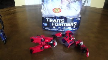 Transformers Prime First Edition Deluxe Terrorcon Cliffjumper