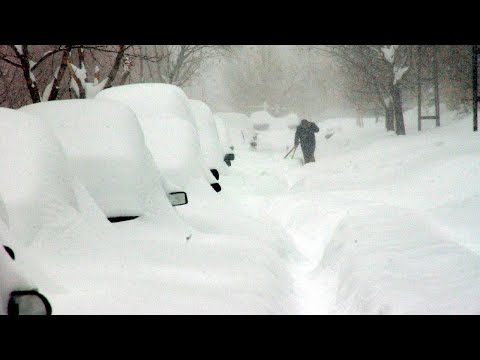 Мегациклон разрывает Москву. Снегопад не прекратится до самого Нового года