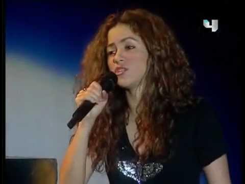 Shakira-Live Full Concert in Dubai 2007 - YouTube