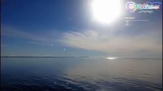 story laut cerah sebelum siang hari dan badai datang