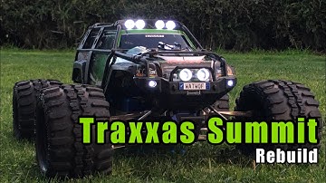 Rebuilding a Traxxas 1/10 Summit in 2 minutes 😂