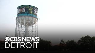 Threat against Detroit Zoo considered unfounded; 2 MDOT workers killed at work site; other stories
