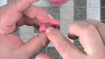 Scrapbooking Tutorial:  How to create Felt Flowers using MFT