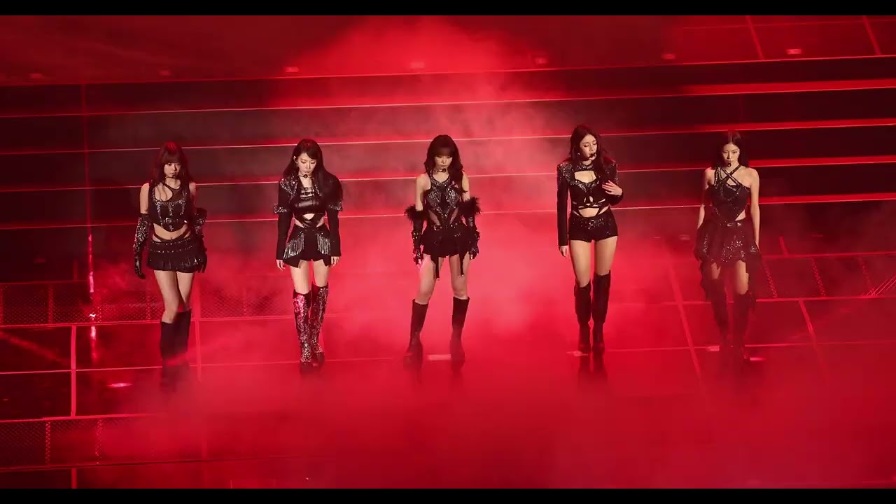 260201 LE SSERAFIM TOUR 'EASY CRAZY HOT' ENCORE IN SEOUL DAY_2 (Born Fire + Ash  + Hot)