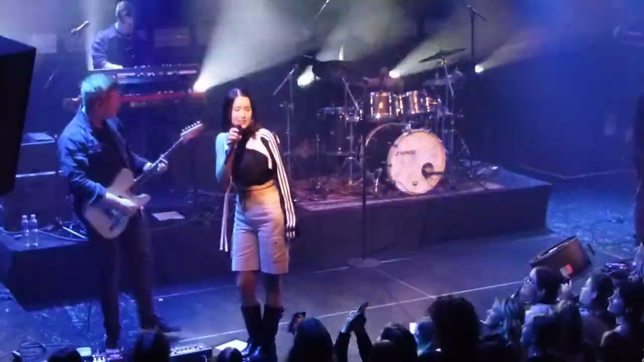 jet van der steen - Intro + Neem Het Dan Terug | Live Melkweg Amsterdam 2025