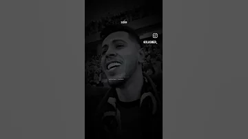 صاكادو في ظهري والغربه بين عينيا 