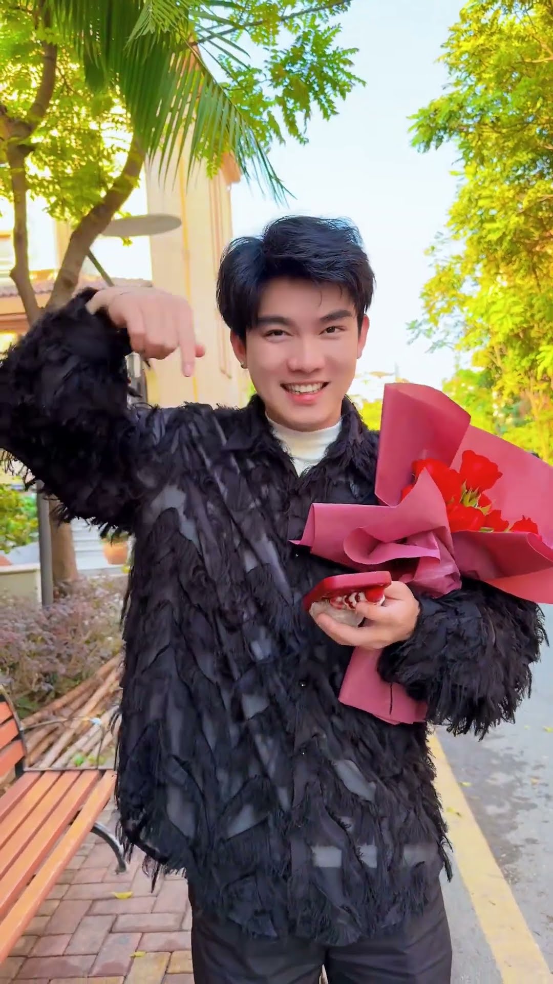 网友见面#short #angel #clown
