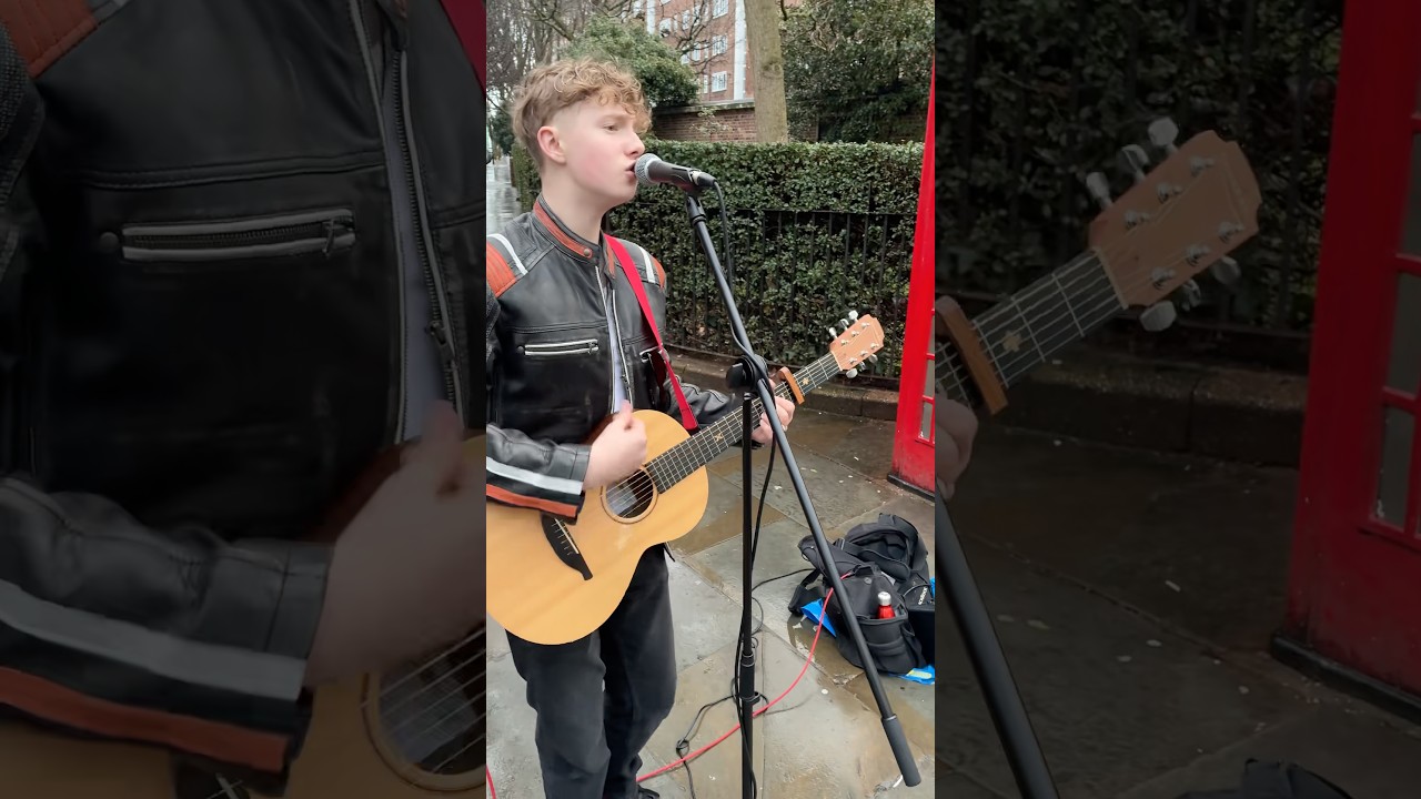 Be Alright @DeanLewis #bealright #deanlewis #singer #busker