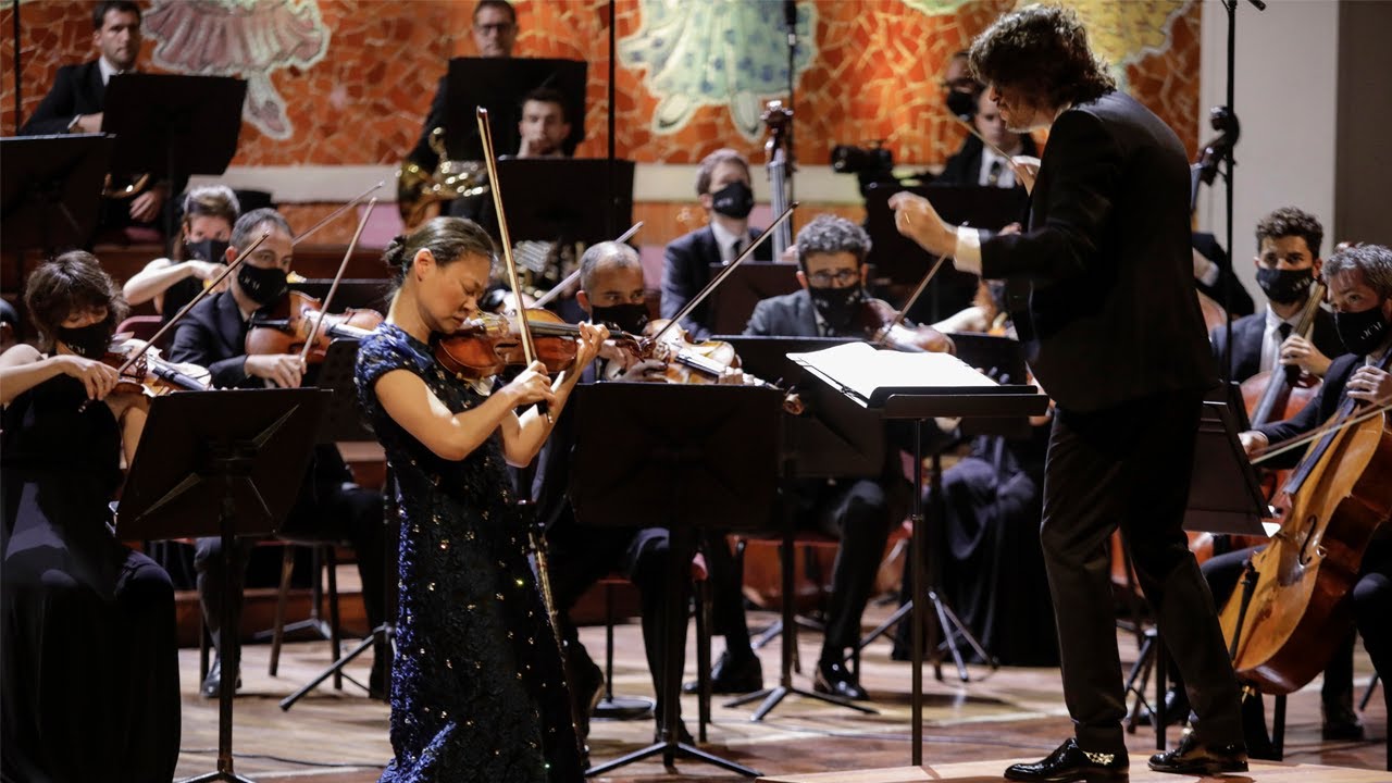 Midori - Brahms: Violin Concerto · Palau de la Música Catalana · Tomàs Grau · OCM