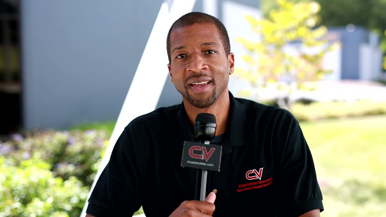 Carolina Panthers Trade Bills For DE Darryl Johnson