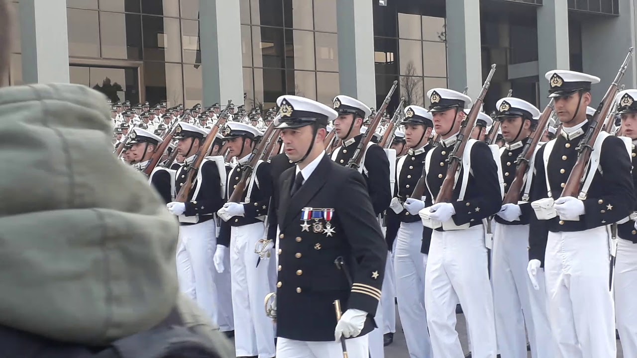 Himno escuela de Carabineros.(interpretado por la Escuela Naval)