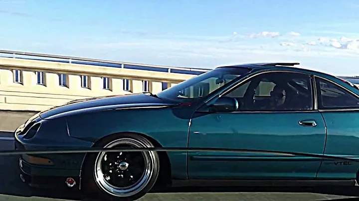 Mustang gt vs Integra gsr