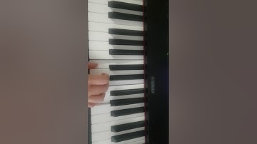 A minor Broken Triad Right Hand Ascending