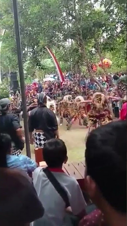 DETIK DETIK BUTO GEDRUK KELUAR #jatilan #kesurupan #njepat #jaranan #gedruk #ndadi#shorts