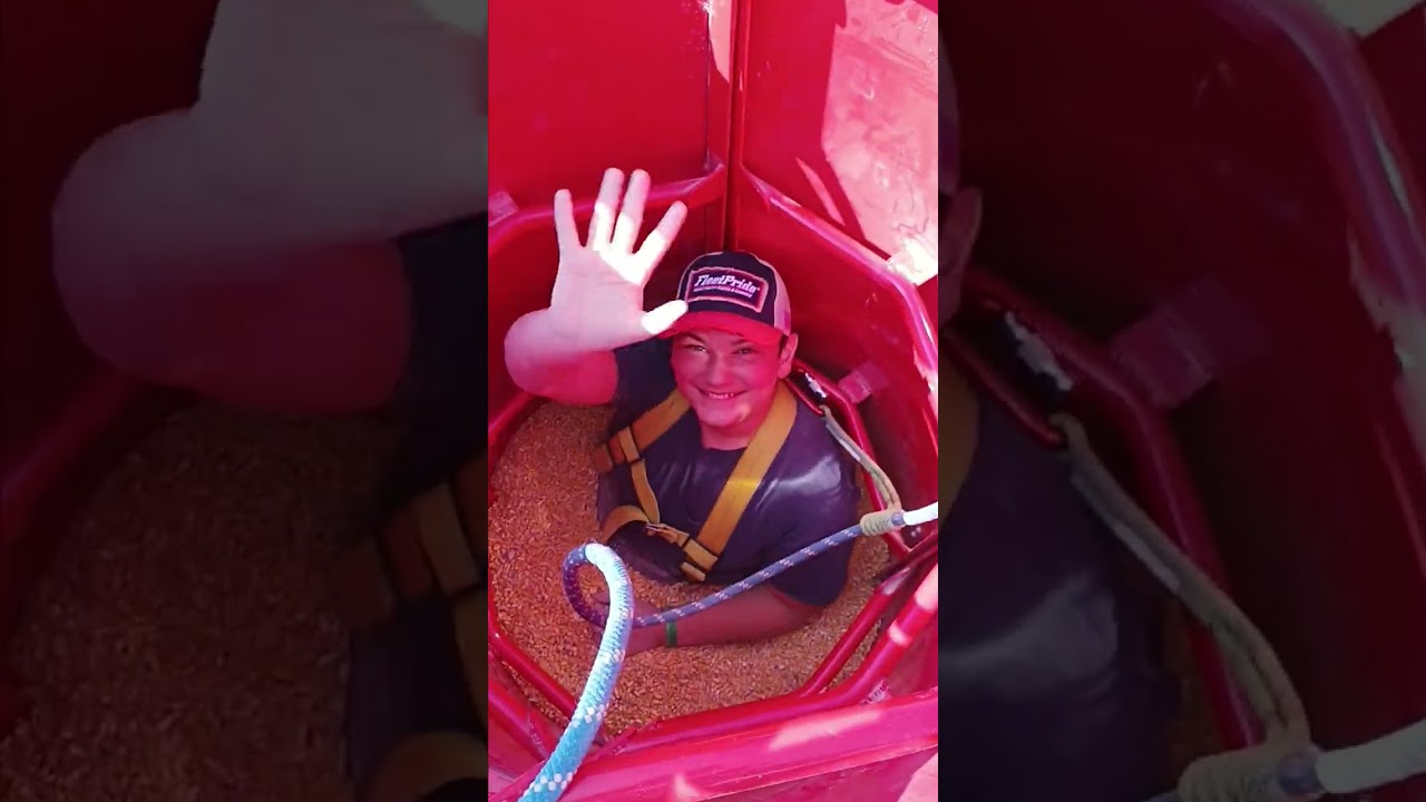 How to get out of corn (husker harvest days)