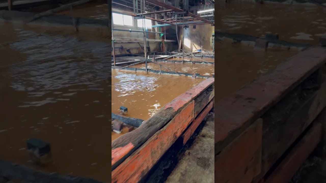 Horween doing Horween things. Shell cordovan taking their long bath. 