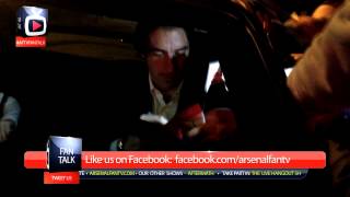 The Legendary Robert Pires being chased - ArsenalFanTV.com
