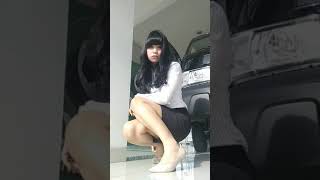 Ngintip Selangkangan