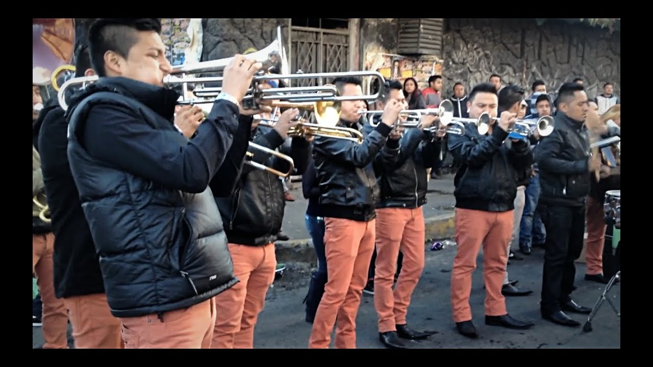 Banda Los Reyes de la Noche vs Banda Puro Santa Rosa 2014