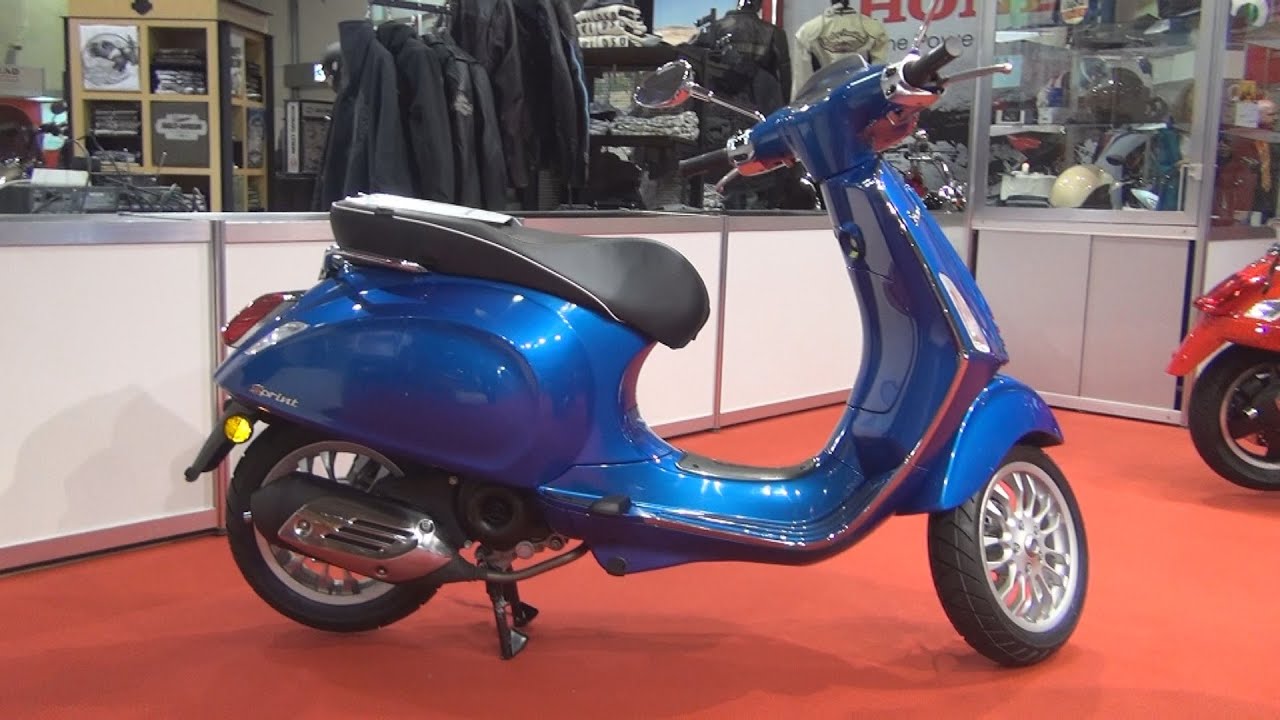 Piaggio Vespa Sprint 50 4T 4V (2015) Exterior and Interior in 3D - YouTube