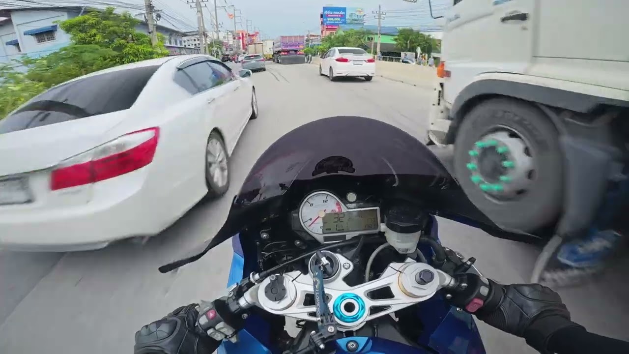 เบรคติดล้มแปะไปที อุบัติเหตุเกิดขึ้นได้เสมอ #bmws1000rr #บักหลามช่างหนุ่ม #guขี่s1000 #s1000rr 