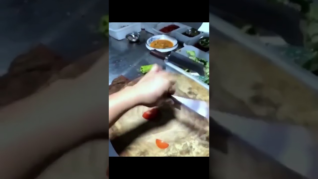 How to cut a Tomato 