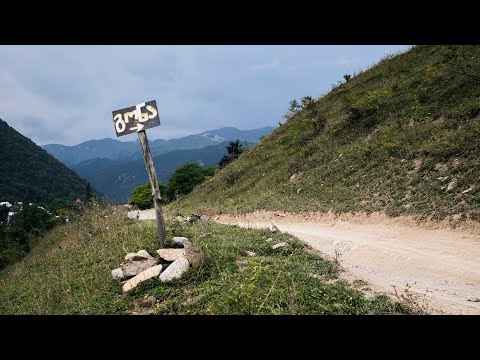 ვიდეო: ორსართულიანი საწოლი - არჩევანი პატარა საბავშვო ბაღისთვის