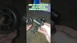Buuin ang semi automatic na transmission na kambyada ng motorsiklo.