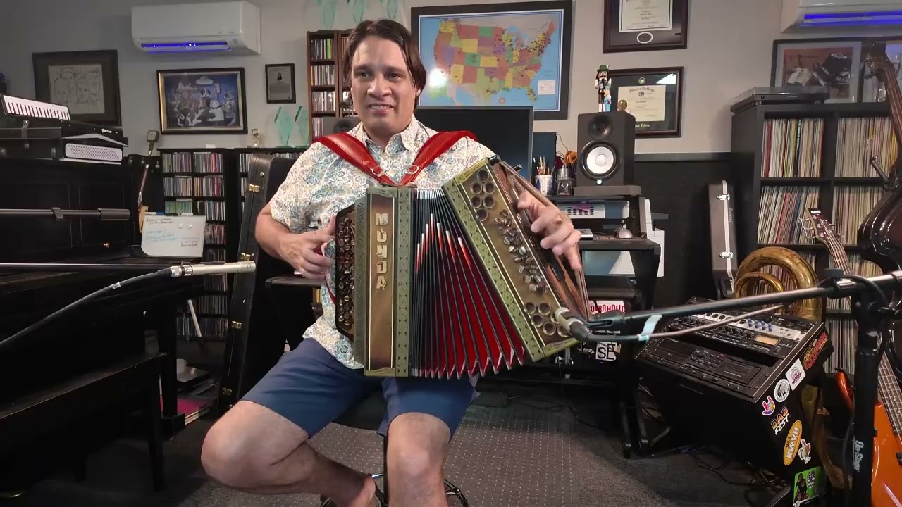 Plumber's Polka - Alex Meixner on a Munda Diatonic Accordion