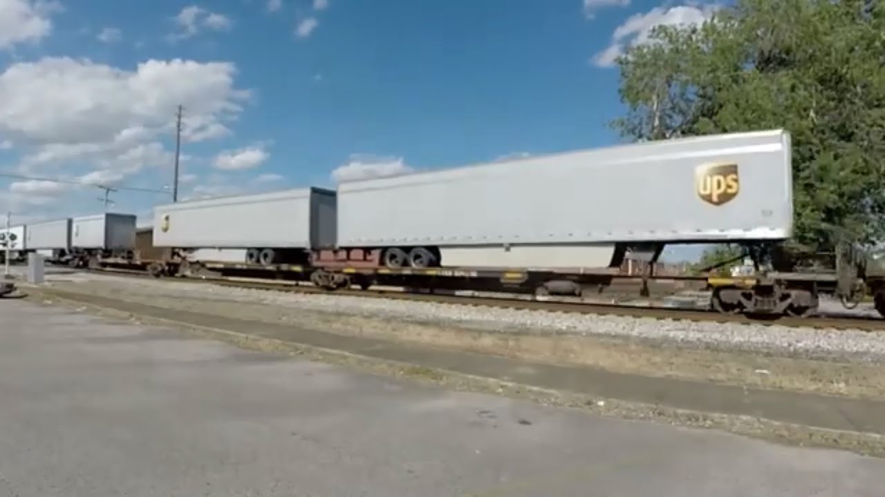 CSX Q025 with Lots of Piggyback Trailers YouTube