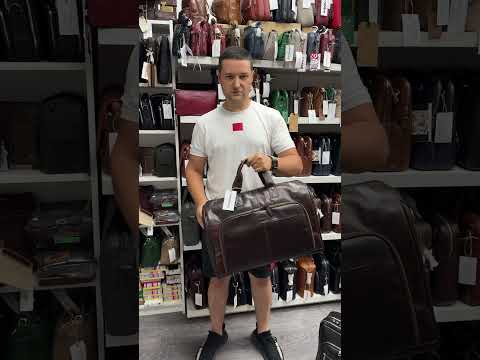 Чоловіча дорожня сумка Ashwood Leather 8150 Brown video