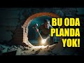 Kendi Evindeki Duvarı Yıktı ve 100 Yıllık Korkunç Sırrı Çözdü! (Gizli Oda Gizemi)