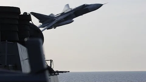 Russian fighter jet flies within 75 feet of U.S. ship - DayDayNews