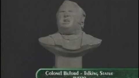 HAUNTEDPROPS.COM Lady Vanessa & Colonel Buford Talking Statues