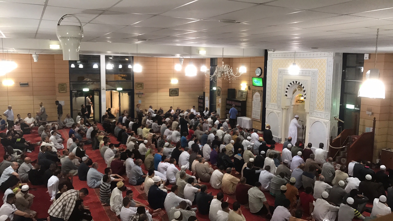 camera iphone 8 plus apk Adhan, prière de l'ichaa de mosquée de drancy à Paris 26/05/17 cheikh mostafa el seht.