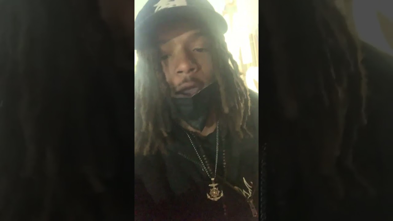 mrmakethatbagopenhalegs is LIVE (quick smoke sesh) pov jdot