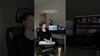 Интроверт с социальной профессией..🤡