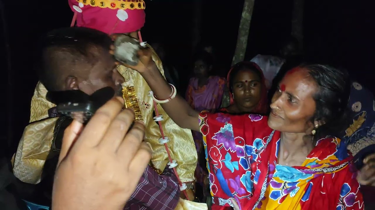 বিয়ের উদ্দেশ্যে রওনা দেয়ার আগ মুহূর্তে যে শাস্ত্র পালন করেন রবিদাস সম্প্রদায়।