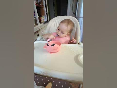 Малышка и каша #baby #малыш #shorts - YouTube