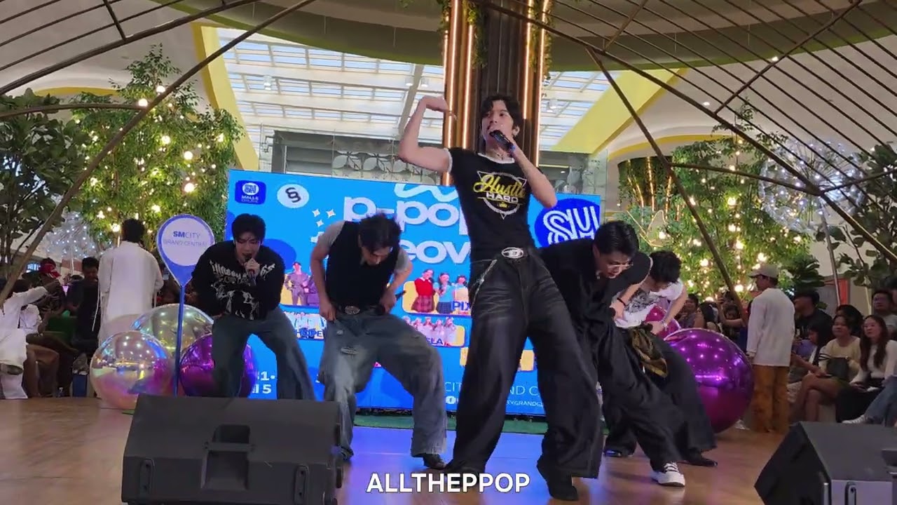 [FANCAM] WRIVE 'Ooh La La'  Performance