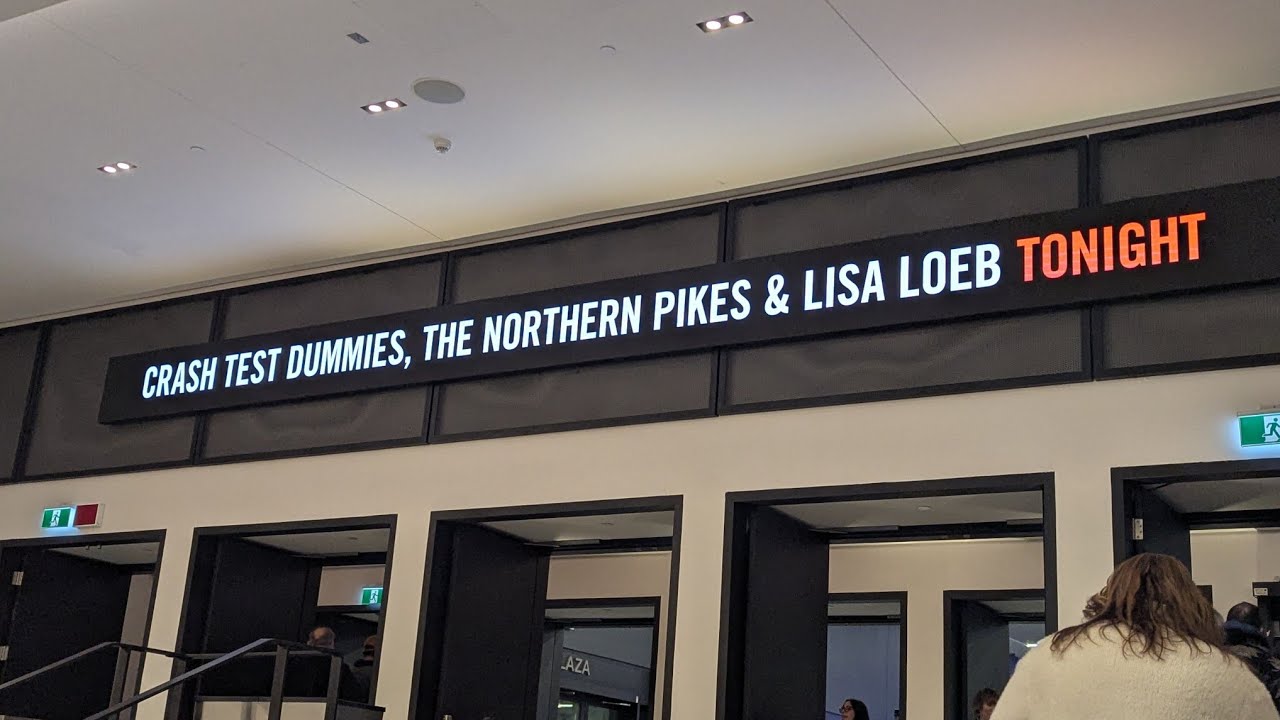 Группа Northern Pikes на сцене OLG 22.11.2025 