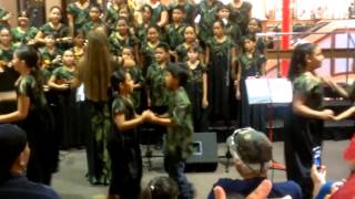 Waiau Elementary School Christmas at Pearlridge